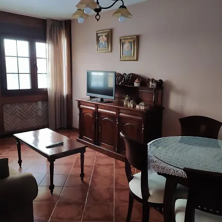 Rural El Nogal Hotell Madrona
