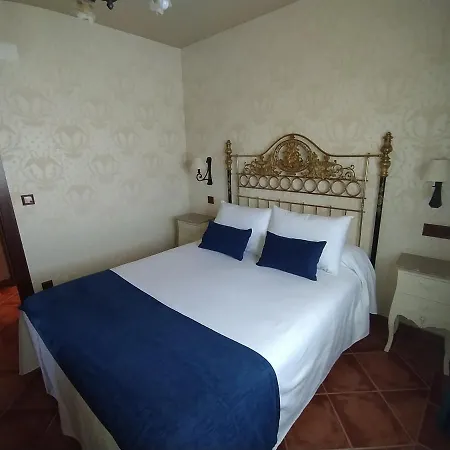 Rural El Nogal 2* Madrona