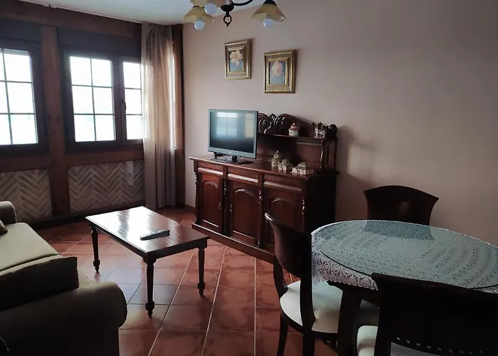 Rural El Nogal Hotel Madrona